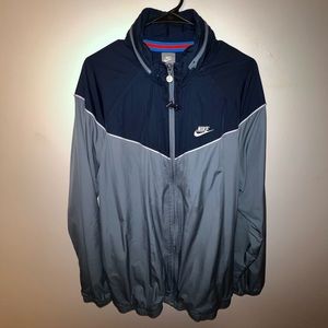 Mens XL Nike Air Full Zip Jacket || Hood Tucks In Collar Light Blue And Navy ||